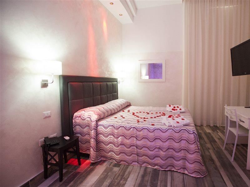 Bed and breakfast Napoli Garibaldi Square Extérieur photo
