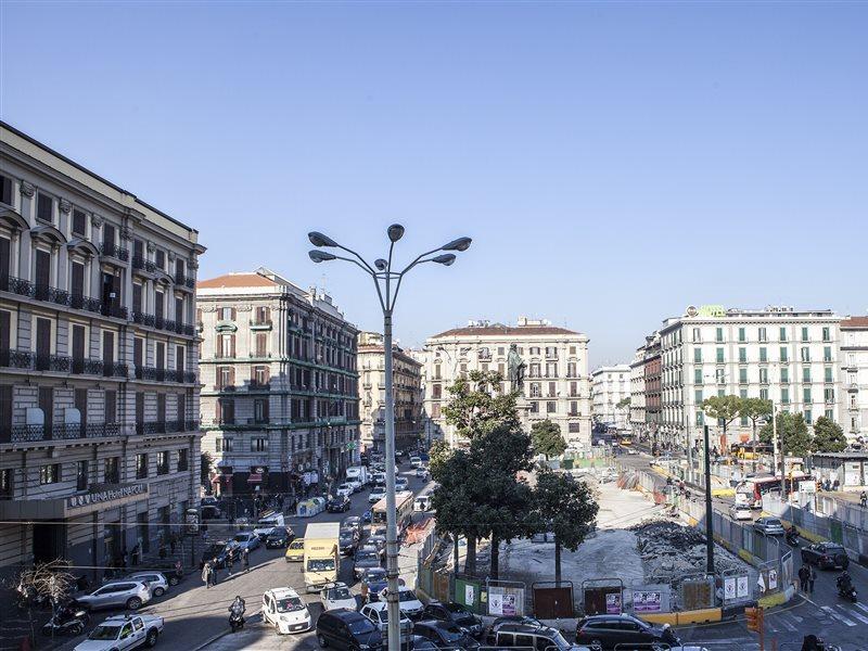 Bed and breakfast Napoli Garibaldi Square Extérieur photo