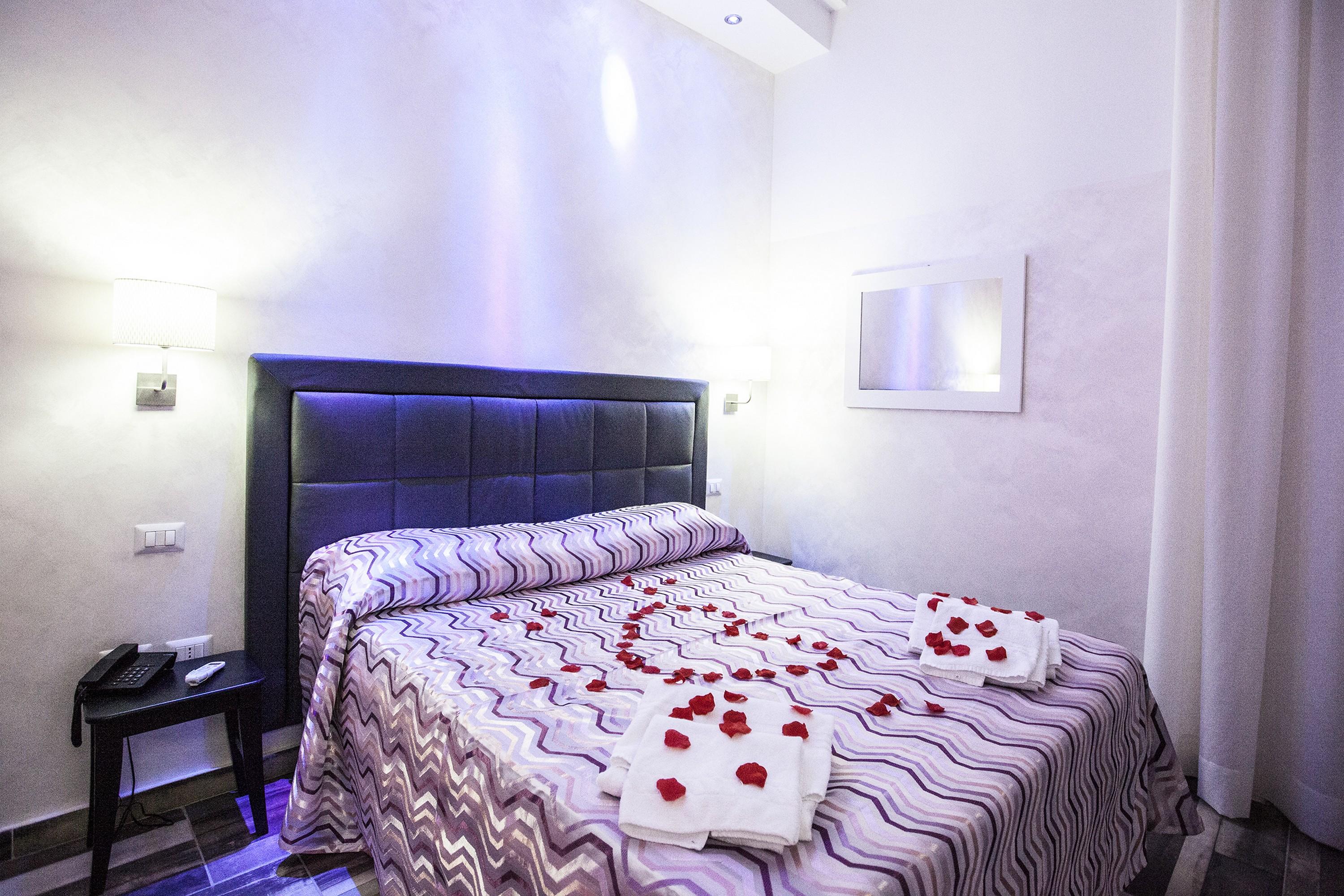 Bed and breakfast Napoli Garibaldi Square Extérieur photo