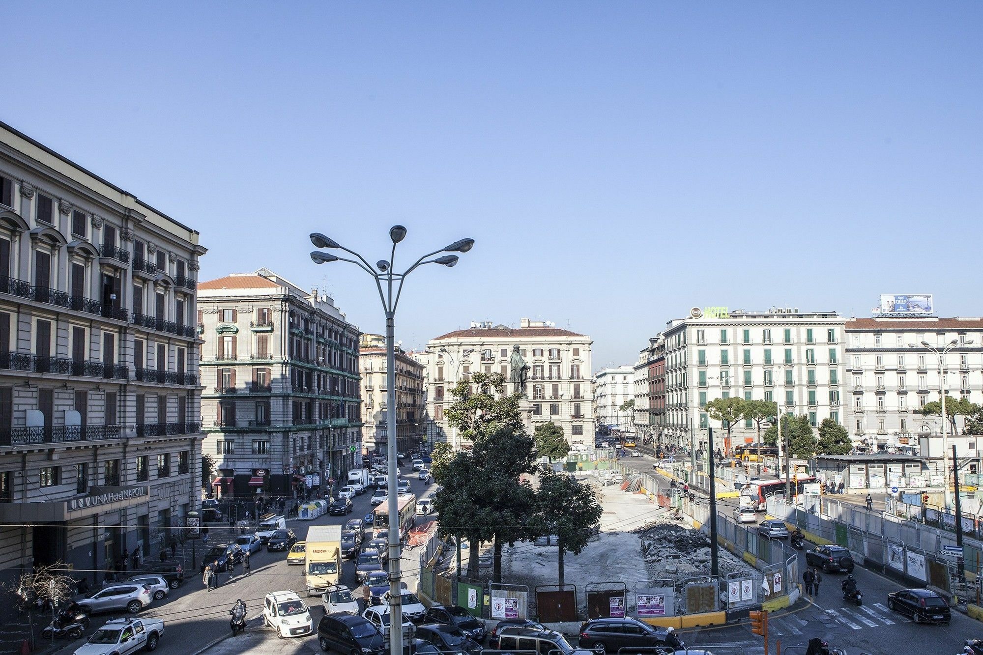 Bed and breakfast Napoli Garibaldi Square Extérieur photo